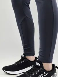 1910167-995000_Evolve Slim Pants W_Closeup4.jpg